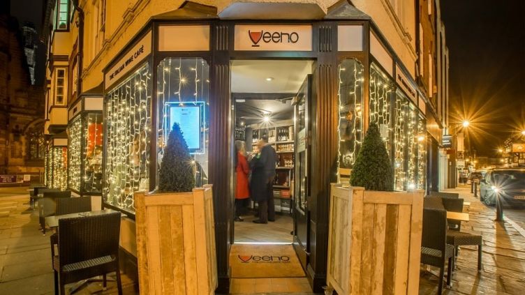 Veeno gives away almost £50,000 worth of wine and vouchers to NHS staff