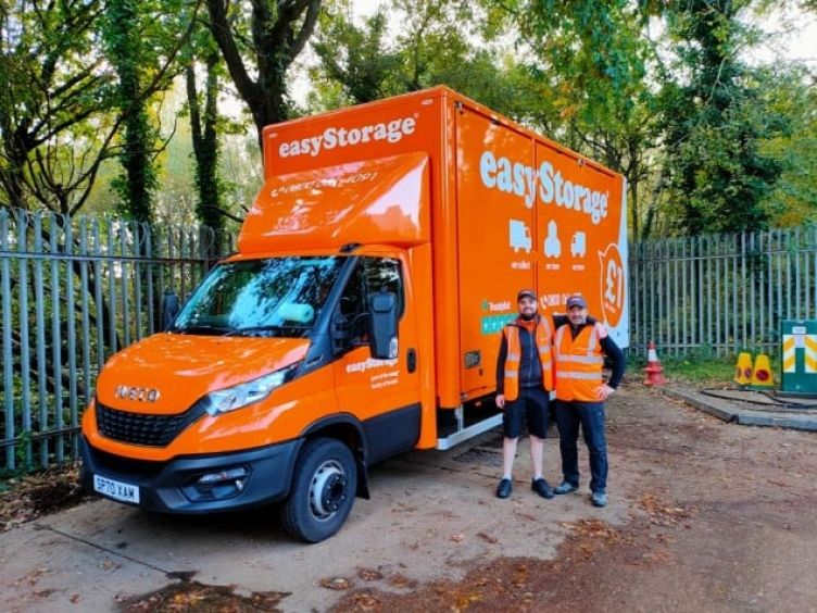 easyStorage welcomes family of franchisees in Dorset