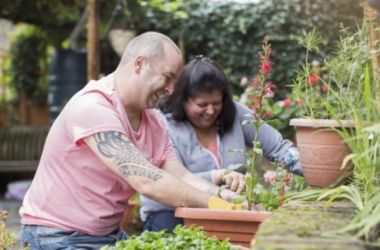 Estate agent’s charitable contribution wins sustainability award Estate agent’s charitable contribution wins sustainability award