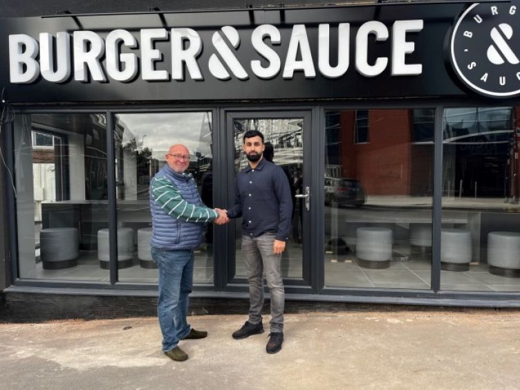  Burger & Sauce’s new franchise opens in Walsall