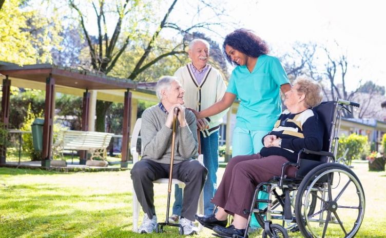 This is what you need to know before you start an elderly care franchise