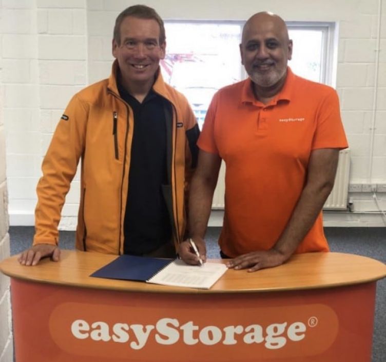 easyStorage welcomes first franchisees in Scotland
