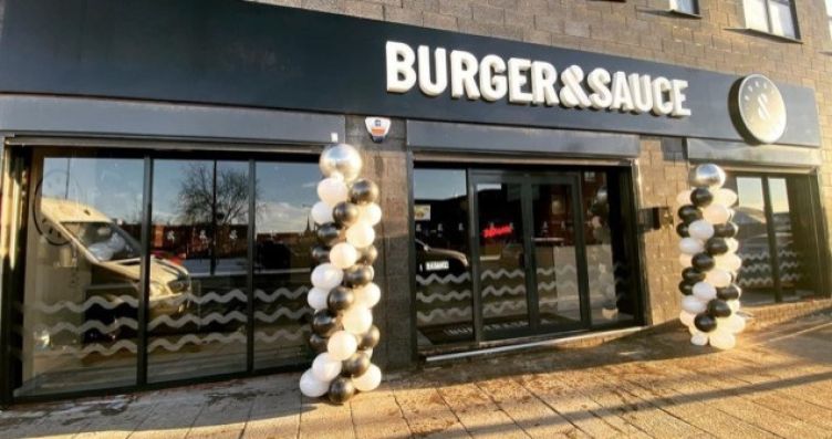 Franchisee invests in new Burger & Sauce restaurant