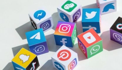 11 ways franchises can boost business growth with social media logo