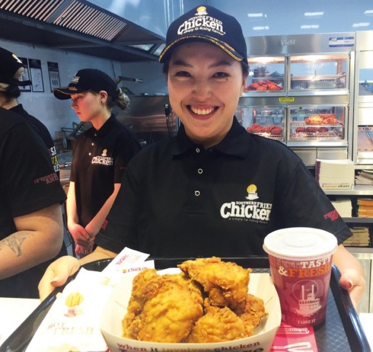 Southern Fried Chicken opens seaside store