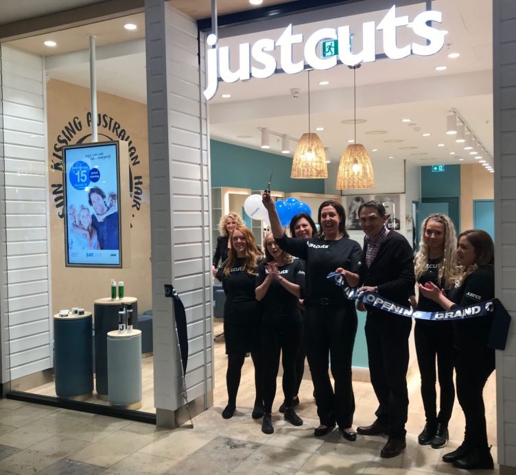 Launch success for Just Cuts’ first UK franchisee