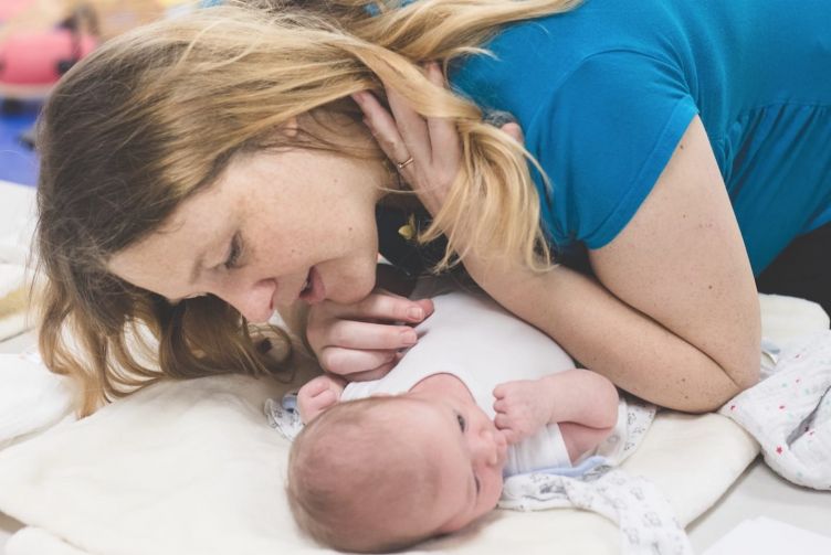 Baby Sensory launches Hello Baby Massage classes across the UK