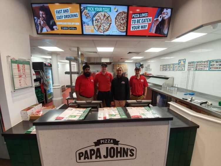 Record sales for Papa John’s new Lancaster store