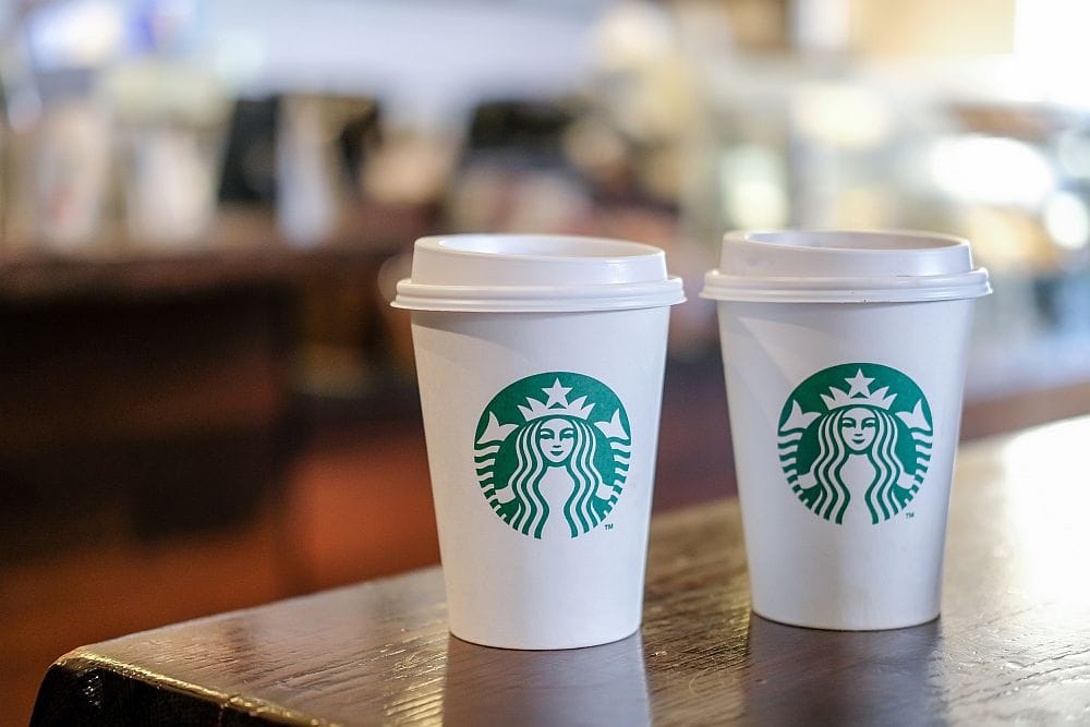 Starbuck shop franchise cost