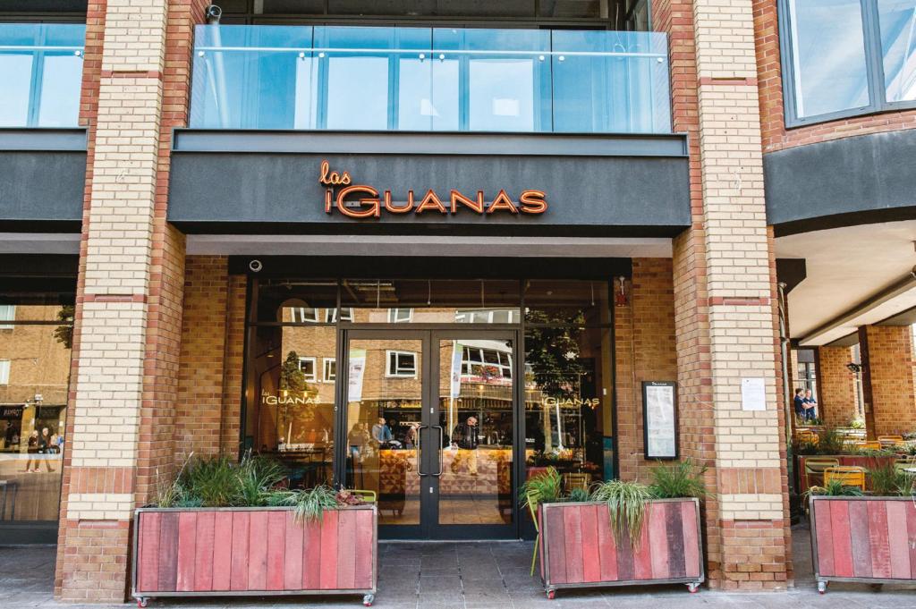 The Group Behind 3 Of The Best Known Restaurant Franchises